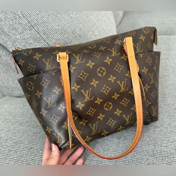 ❤️Louis Vuitton❤️ totally PM in monogram - Picture 4 of 13